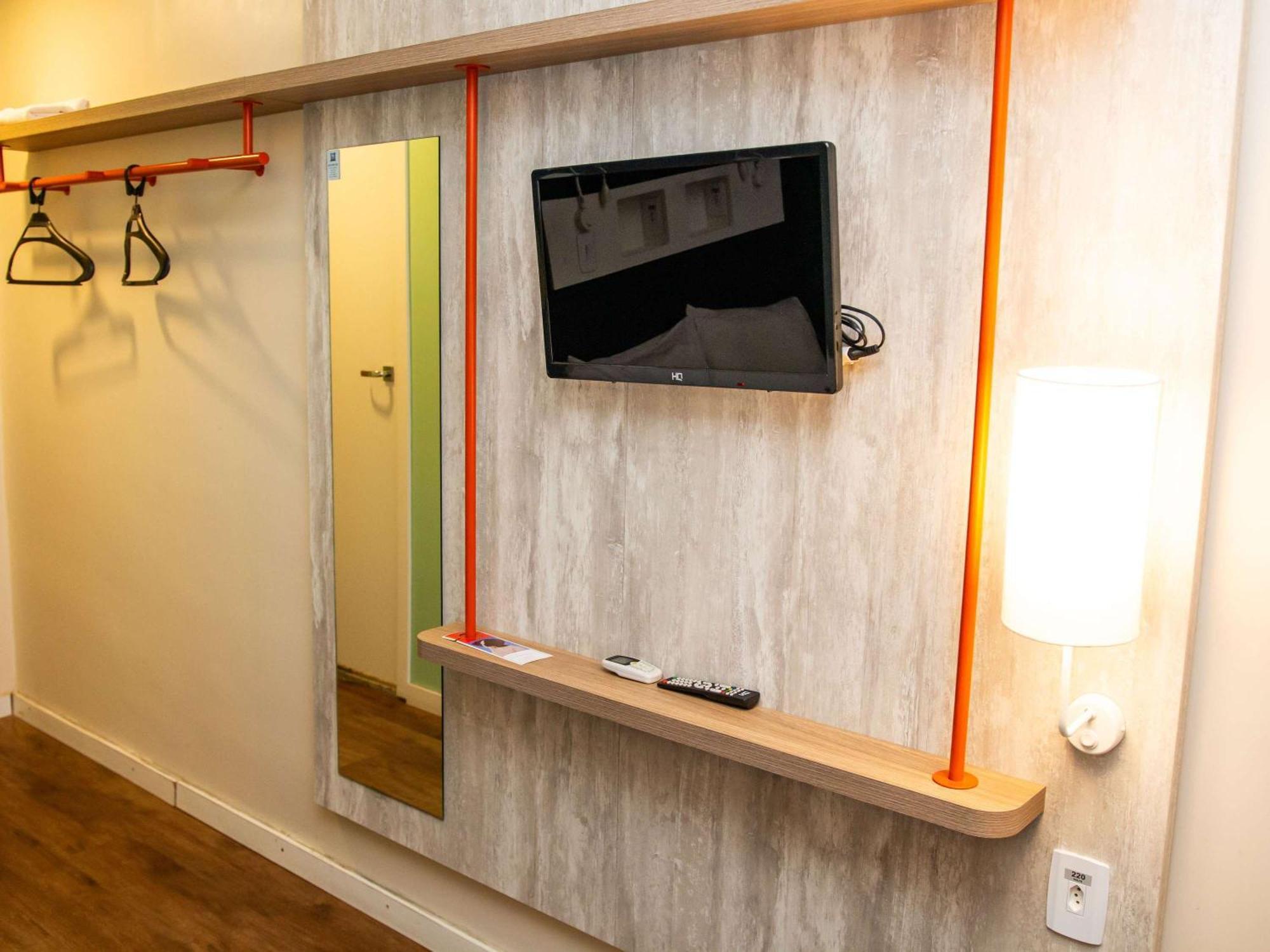 Ibis Budget Itaperuna Hotell Exteriör bild