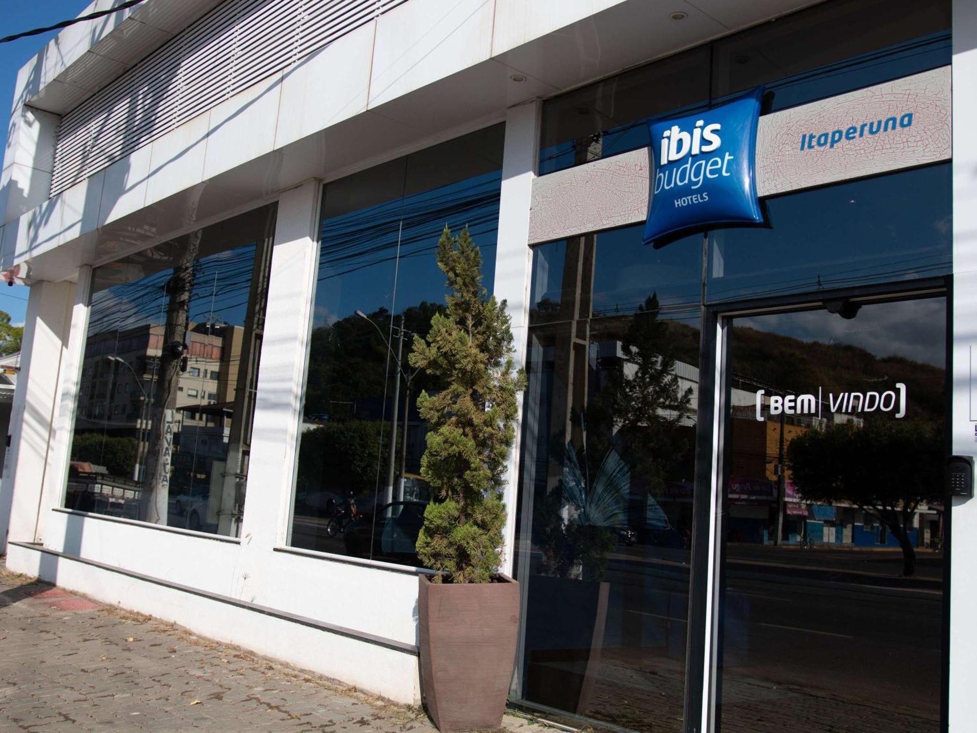 Ibis Budget Itaperuna Exteriör bild
