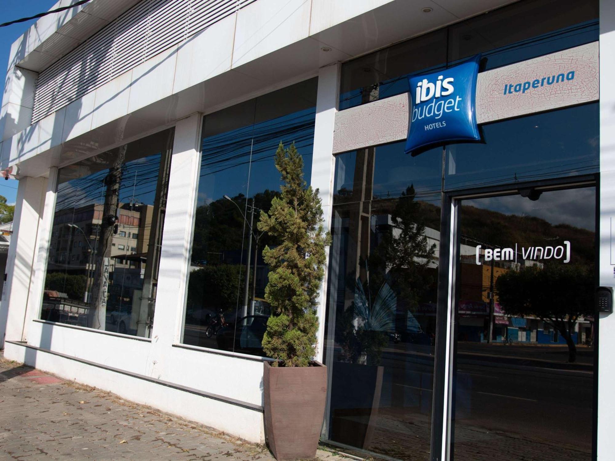 Ibis Budget Itaperuna Hotell Exteriör bild